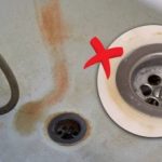 Rychle a bez chemikálií: jak trvale odstranit skvrny od rzi z vany Rychle a bez chemikálií: jak trvale odstranit skvrny od rzi