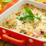 Stejný zeleninový kastrol s bramborami z dětství: milují ho dospělí i děti. Stejný zeleninový kastrol s bramborami z dětství: milují ho dospělí